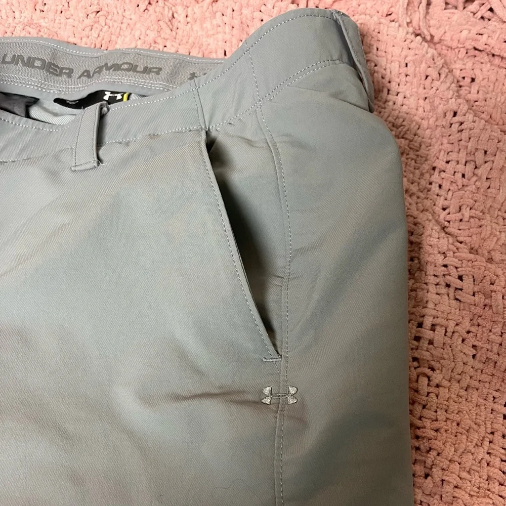 Under Armour Golf Shorts - Picture 2 of 7